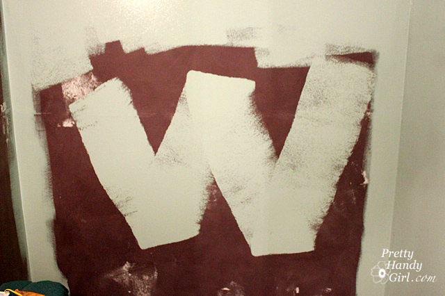 roll-paint-in-W