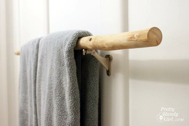 towel_close_up_on_branch