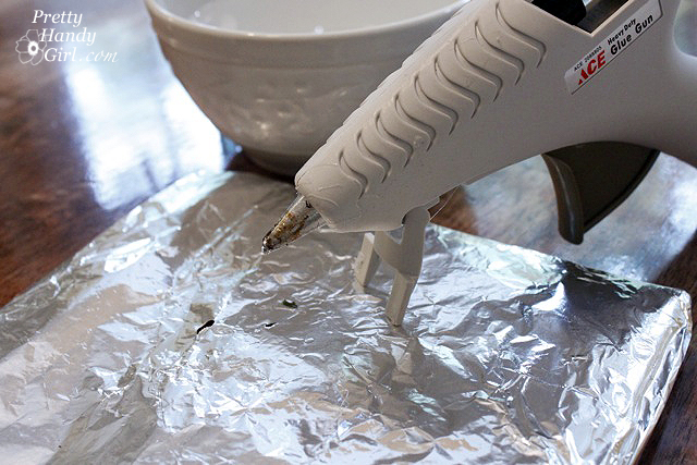 glue_gun_upright