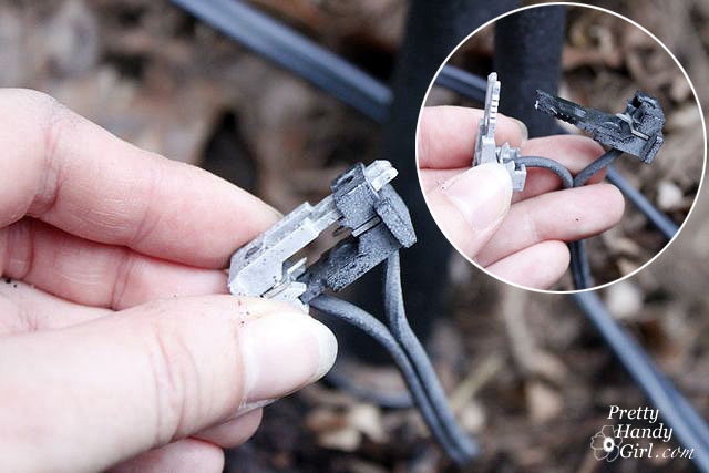 holding_wire_connector