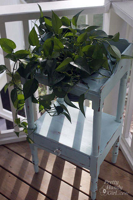 Painting an Antique Wash Stand with Wagner Power Painter Plus Sprayer