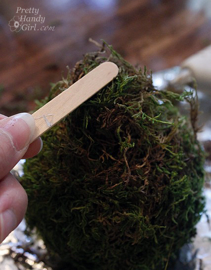 popsicle_stick_press_glue_on_bulb