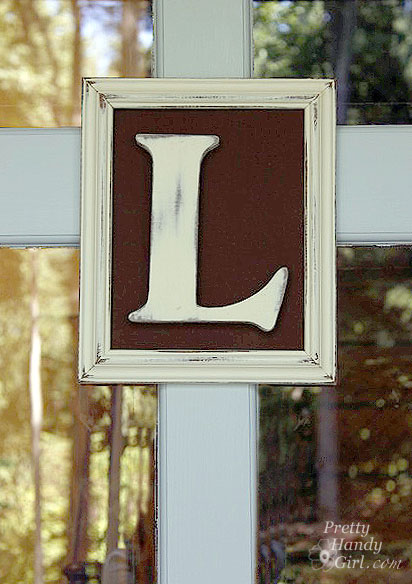 close_up_Letter_door