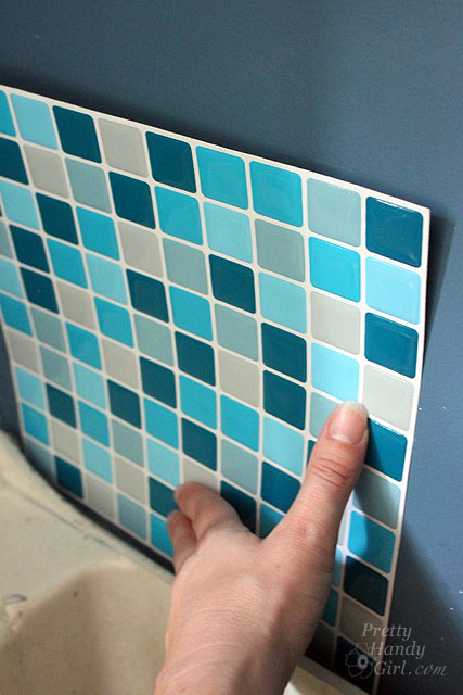 attach_tiles_to_wall