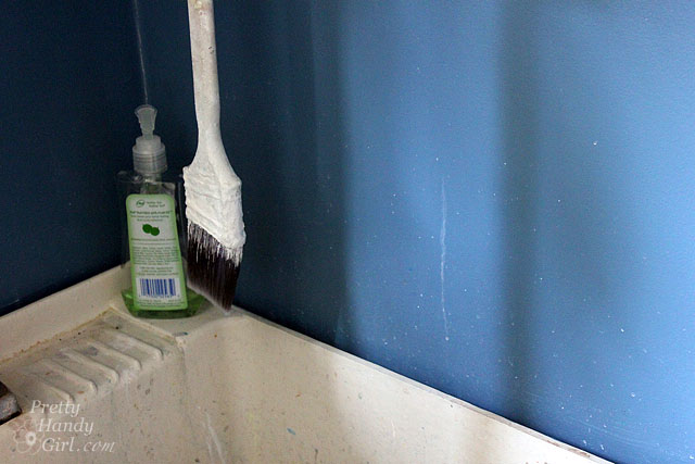 dirty_splashed_wall