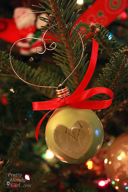 heart_filament_bulb