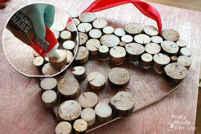 glue_disks_down Valentines Day Wreath