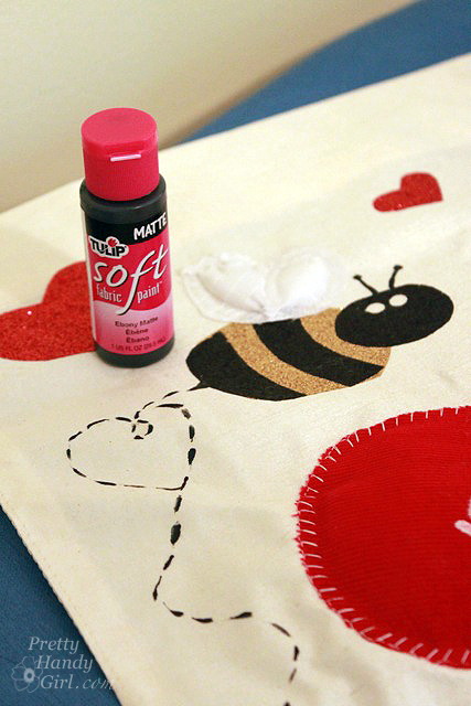 paint_fabric_paint_bee_line