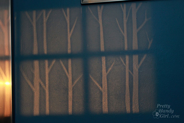 cool_reflection_on_wall