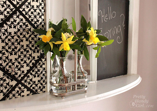 daffodils_memo_board_vert