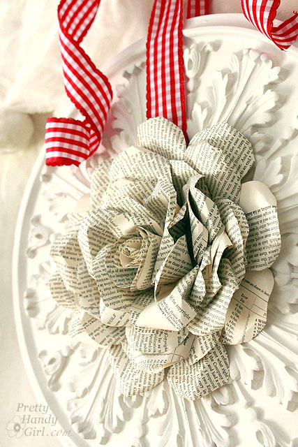 side_view_paper_rose_wreath Book Page Rose Wreath