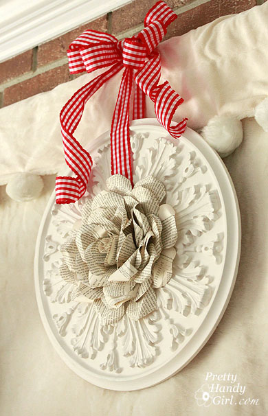 side_view_paper_rose_wreath_2 Book Page Rose Wreath