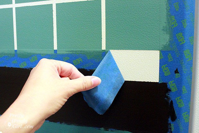 peeling_off_scotchblue_tape