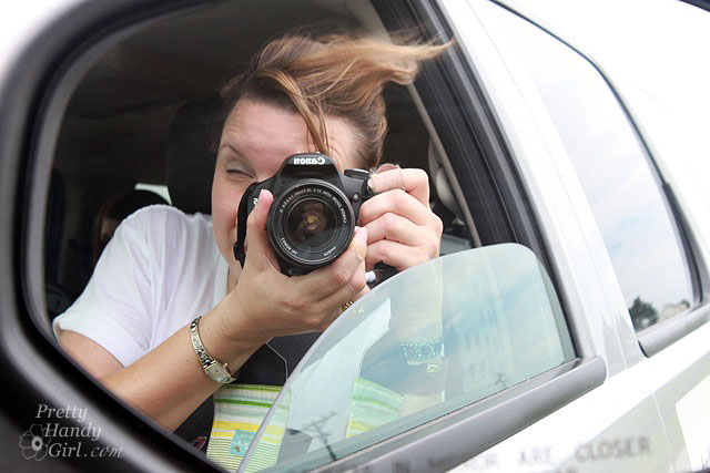 picture_taking_out_window