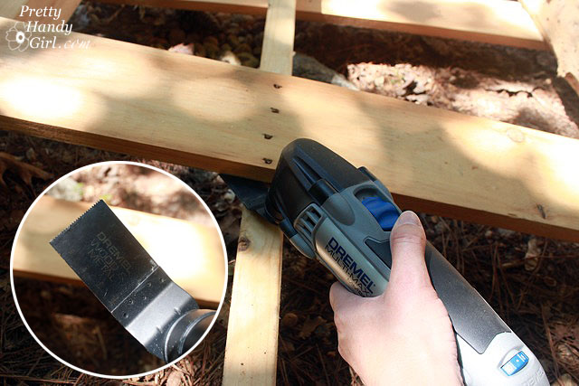 cut_nails_with_dremel_multi-max