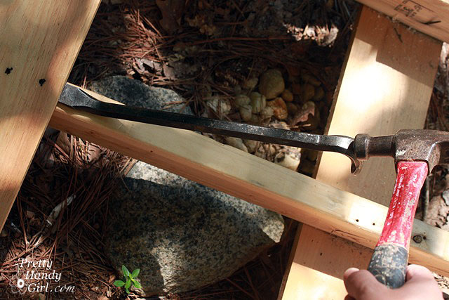hammer_crowbar_under_board