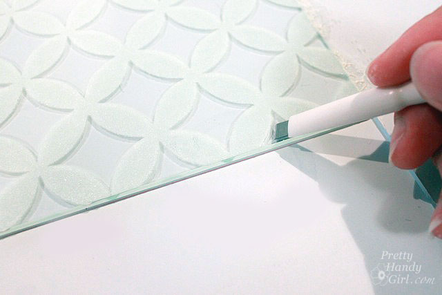 scrape_off_mistake_glass_paint