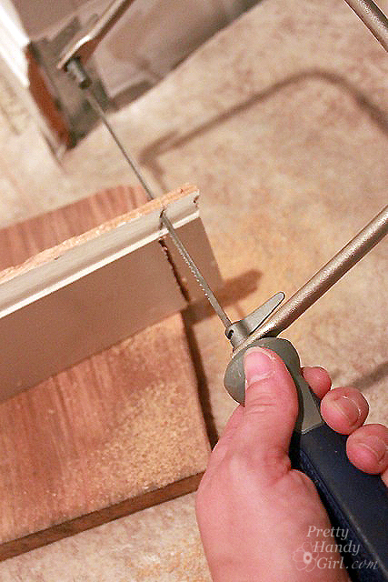cut_baseboard_coping_saw