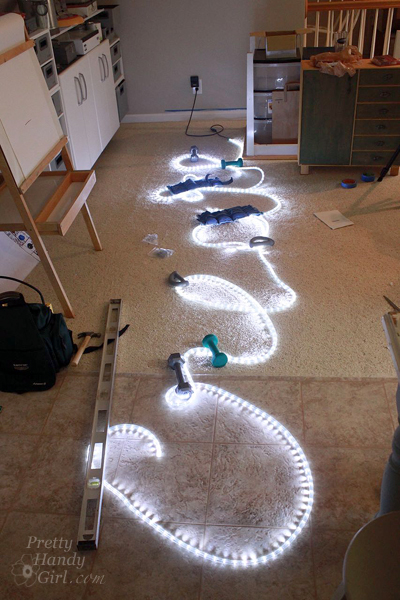 lay_out_word_on_ground
