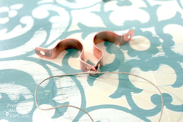 tie_two_pipe_straps_together