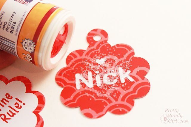 sprinkle_glitter_on_name