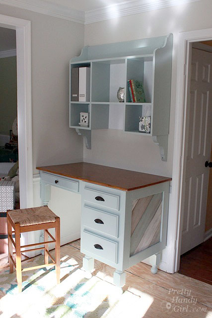 kitchen_desk_hutch