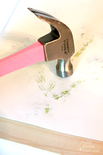 hammer_paper_and_flowers