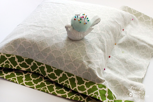 pin_around_pillow