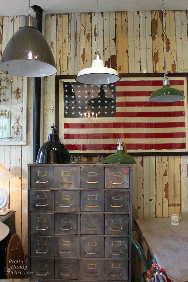 american_flag_pendants