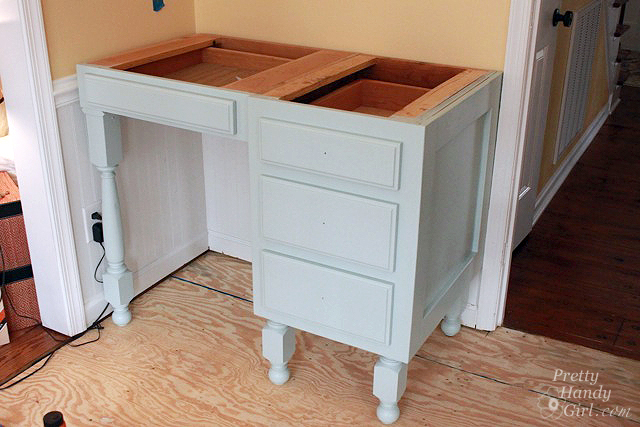 painted_kitchen_desk