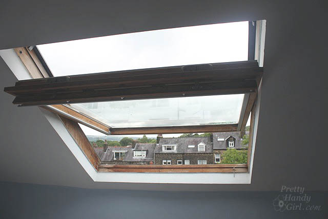 velux_windo_open