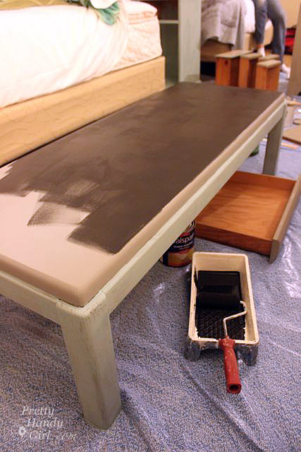 legs_duck_egg_blue_chalkboard_top