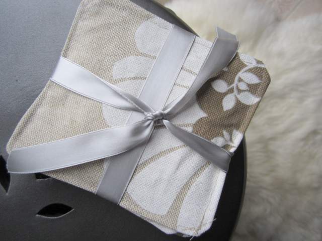 easy sewing projects to help you learn to sew - diy fabric coasters