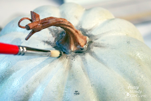 add-dark-depth-around-stem