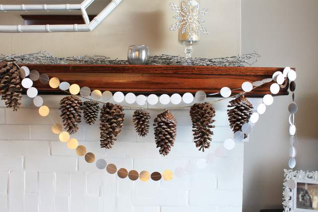 How to Make Pine Cone Garland