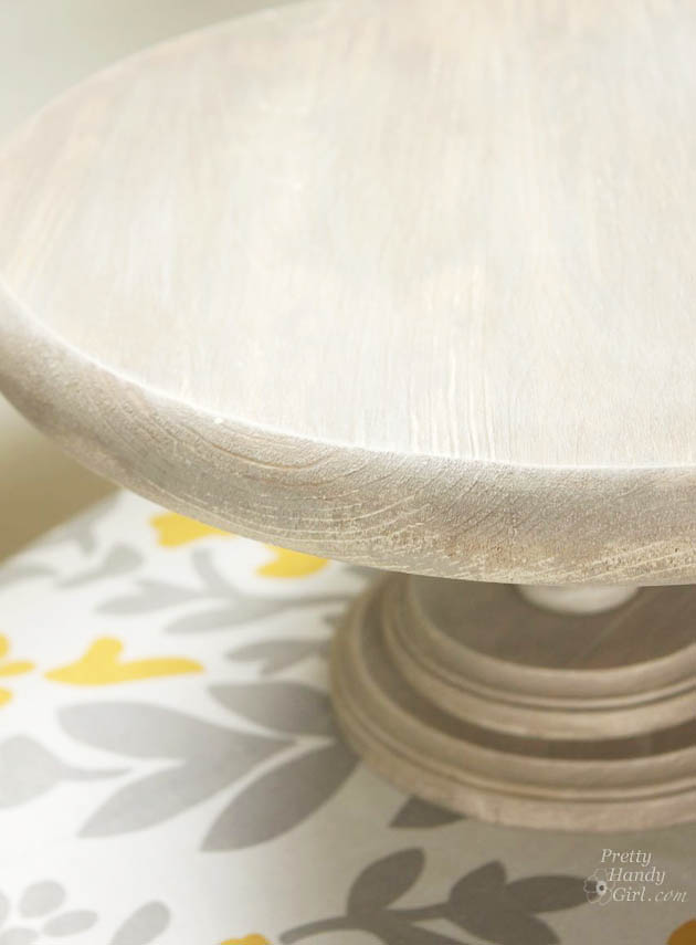 Rustic Wood Cake Stand | Pretty Handy Girl