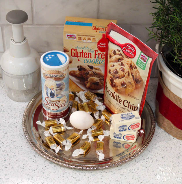 Salted Caramel Chocolate Chip Cookies | Pretty Handy Girl