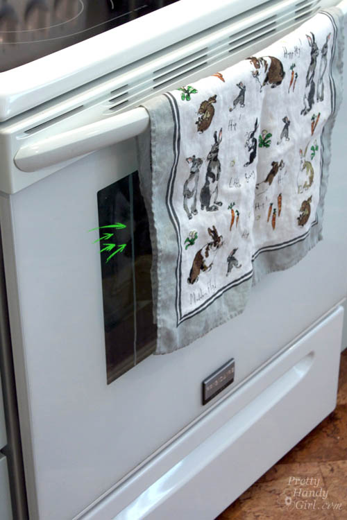 How to Clean Inside Your Oven Door | Pretty Handy Girl
