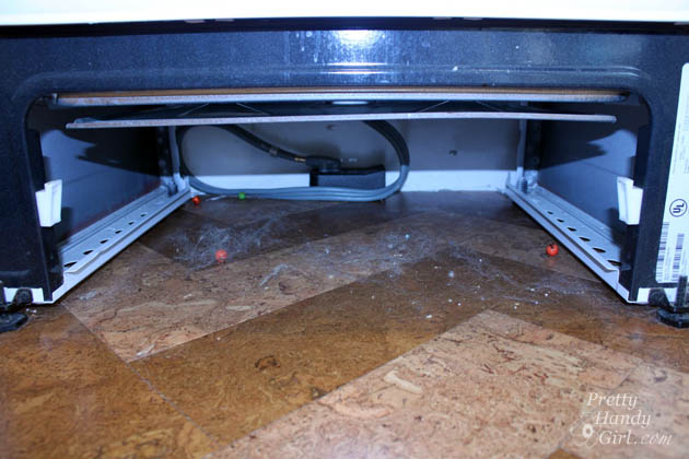How to Clean Inside Your Oven Door | Pretty Handy Girl
