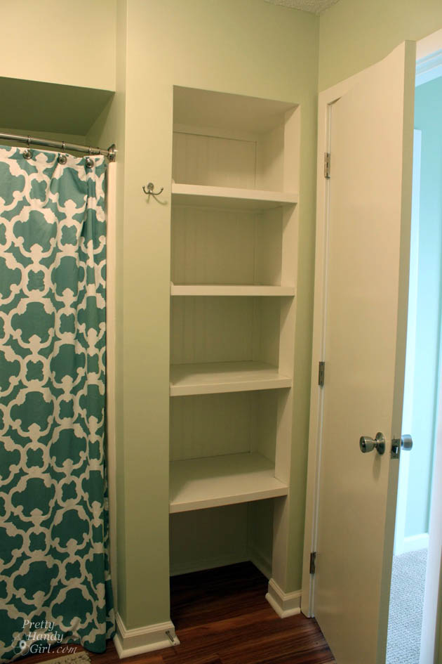 open-closet-shelves-after