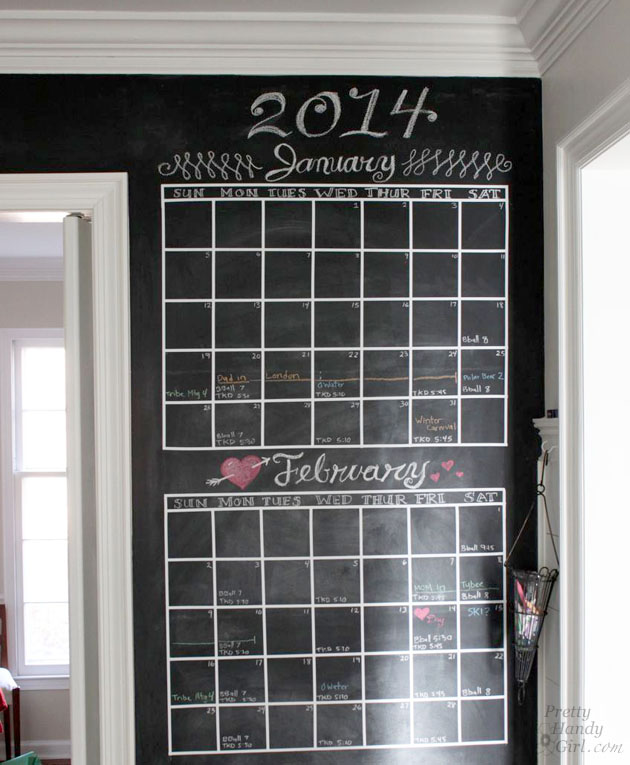 DIY Chalkboard Calendar