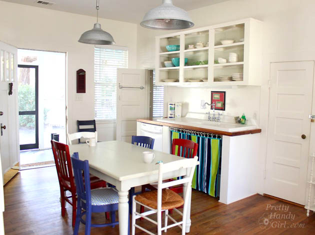 Screened Inn - Mermaid Cottages Tours | Pretty Handy Girl