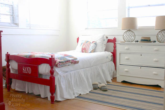 Screened Inn - Mermaid Cottages Tours | Pretty Handy Girl