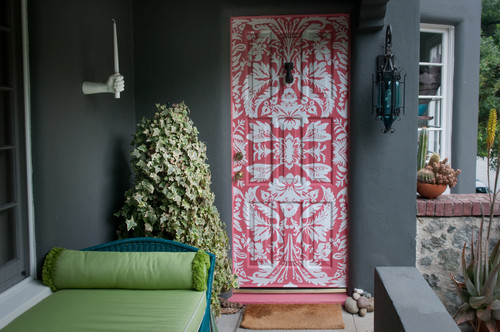 eclectic-entry