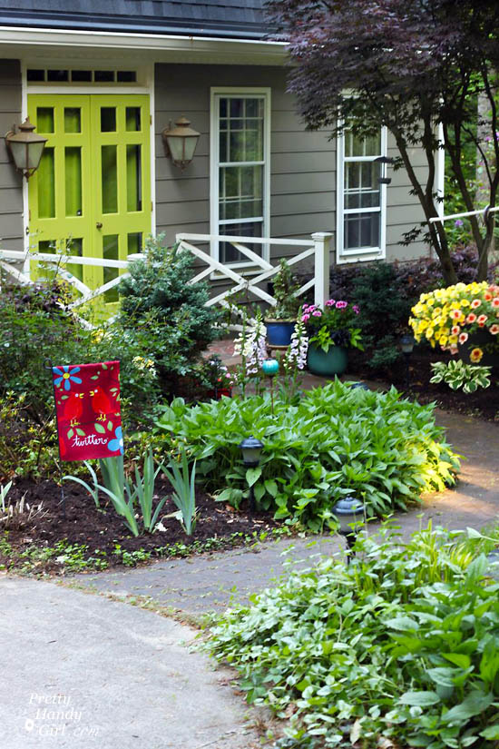 Easy Color in Your Landscaping Beds | Pretty Handy Girl