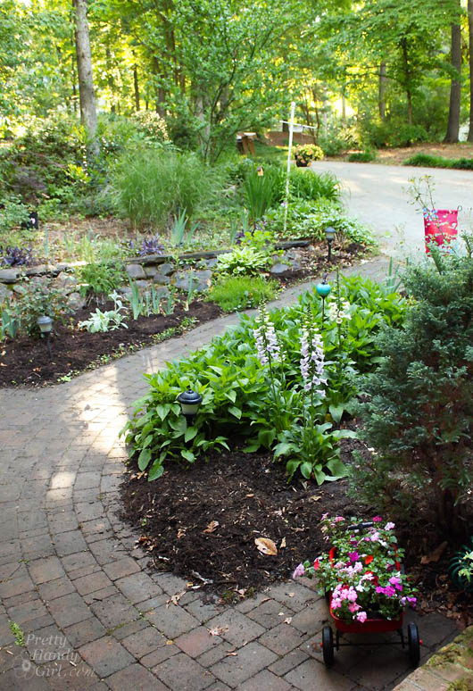 Easy Color in Your Landscaping Beds | Pretty Handy Girl