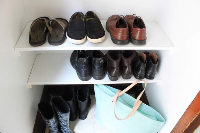 Built In Shoe Shelves