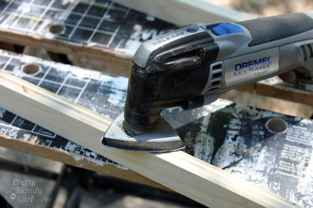 Dremel Multi-max sanding tool
