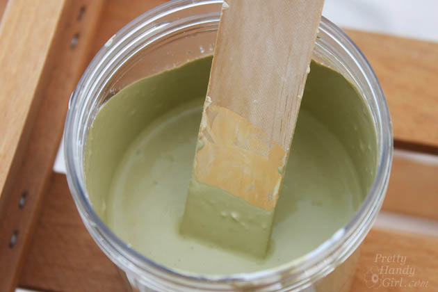 Quick Kitchen Cart Makeover with BB Frösh Chalk Paint Powder
