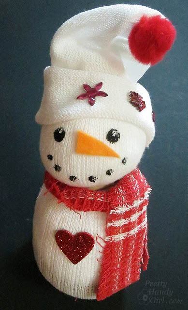 Cute Sock Snowmen | Pretty Handy Girl